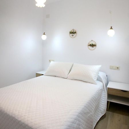 Apartamentos Turisticos La Estacion Úbeda Екстериор снимка