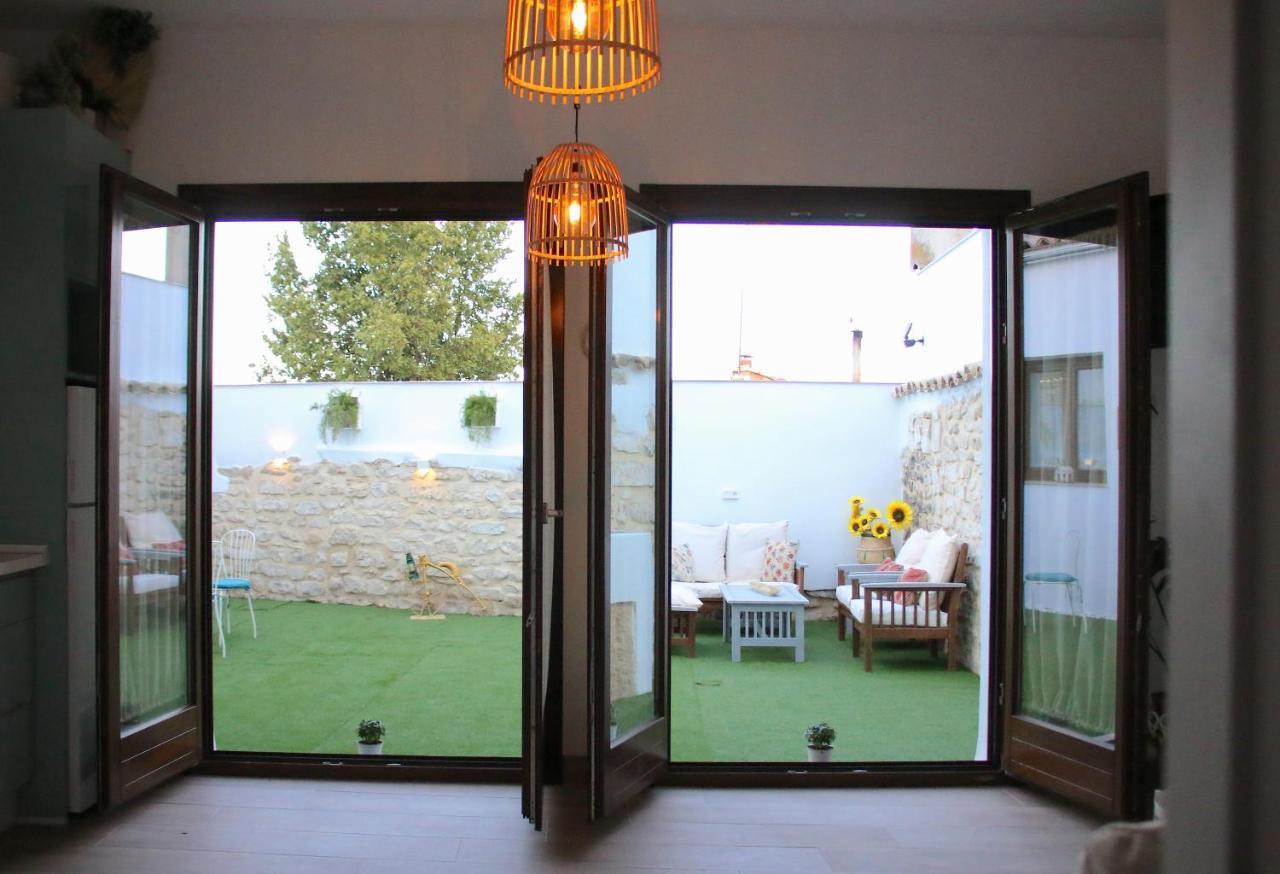Apartamentos Turisticos La Estacion Úbeda Екстериор снимка