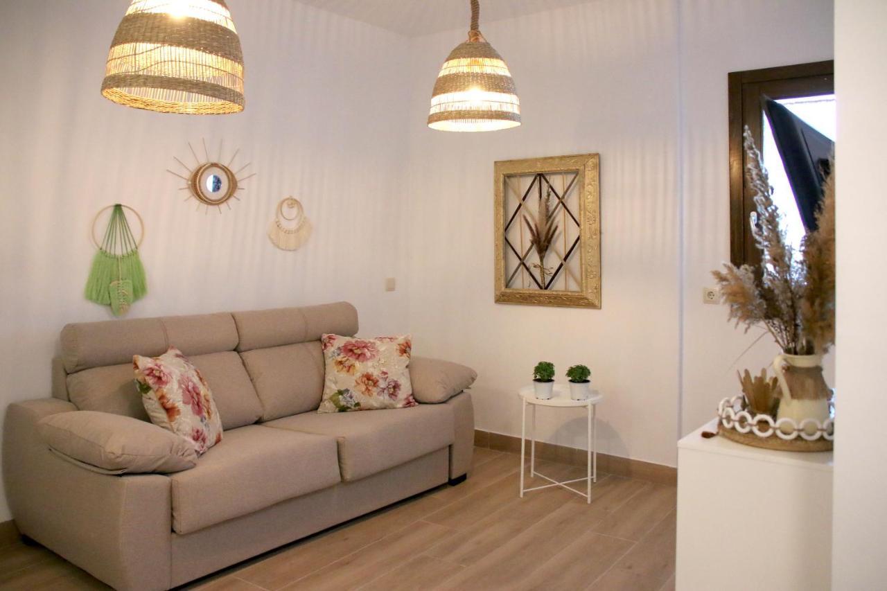 Apartamentos Turisticos La Estacion Úbeda Екстериор снимка
